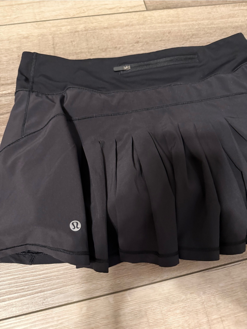 lululemon athletica Black Athletic Skort - Circuit Breaker Skort - Picture 4 of 5